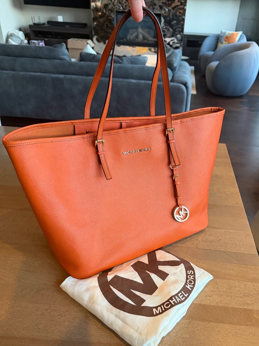 Michael Kors Jet Set Large Tote